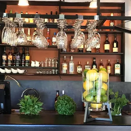 Korpi Bistro & Hotel *