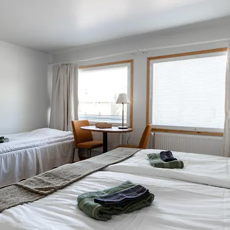 Korpi Bistro & Hotel *