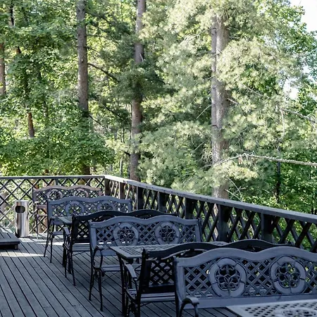 Korpi Bistro & Ξενοδοχείο *